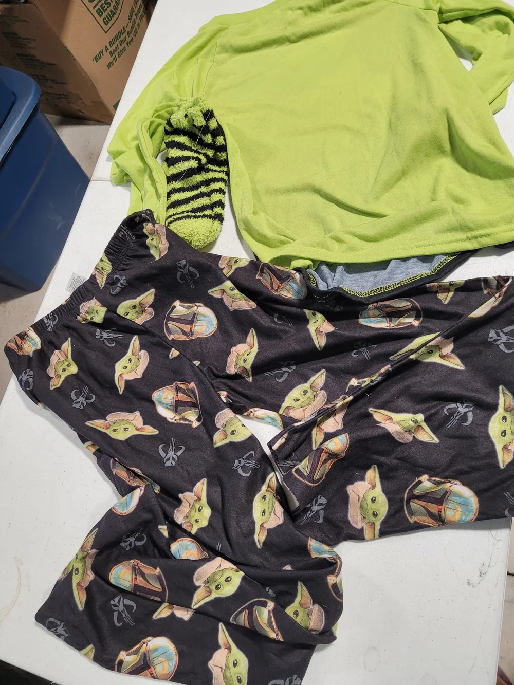 Star Wars Black and Neon Green Grogu & Mandalorian Kids Pajama Set
